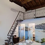 Diana's Oda ve Kahvaltı 3*