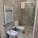 Diana's Oda ve Kahvaltı Fiumefreddo di Sicilia