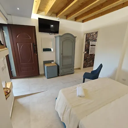 Diana's Bed & Breakfast